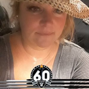 Meet your Posher, Kelli